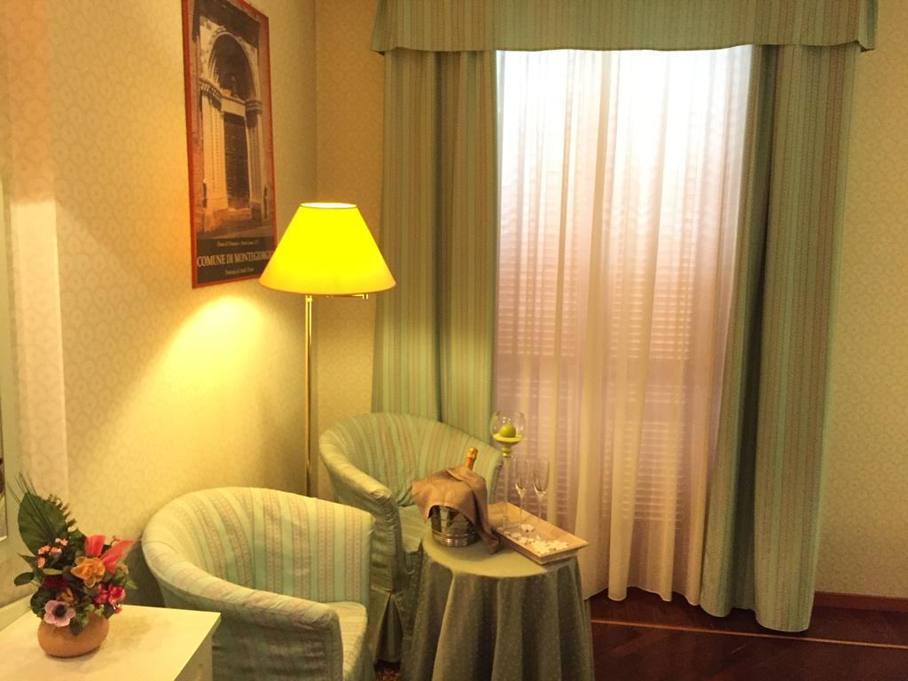 Oscar E Amorina Montegiorgio 部屋 写真